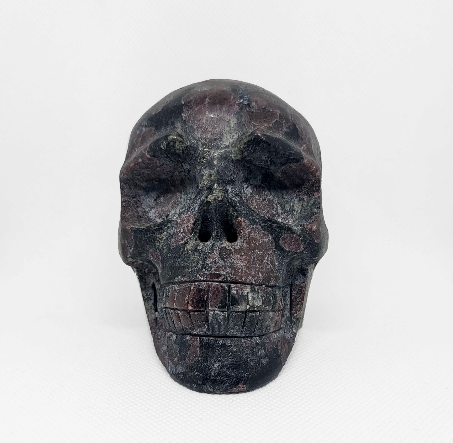 Skull, Eudyalite SKL409