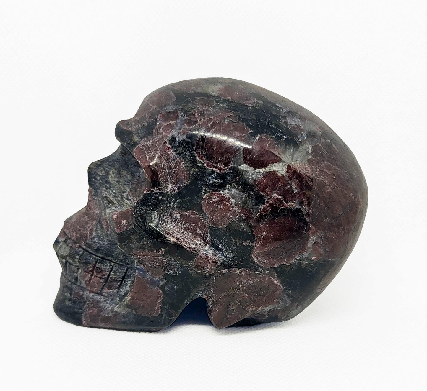 Skull, Eudyalite SKL409